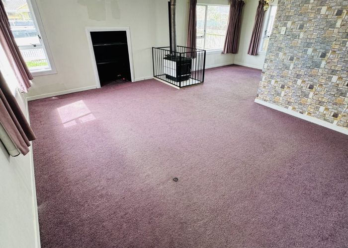  at 10 Sunnyside Crecsent, Papatoetoe, Manukau City, Auckland