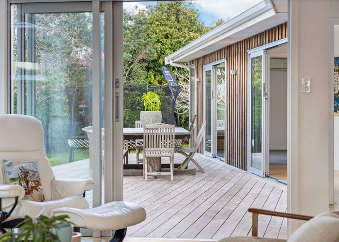  at 127 First View Avenue, Beachlands, Manukau City, Auckland