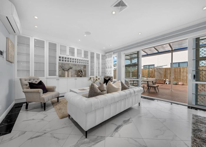  at 2 Piringa Street, Flat Bush, Manukau City, Auckland