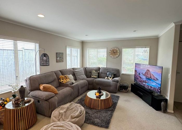  at 54 Skelligs Drive, Flat Bush, Auckland