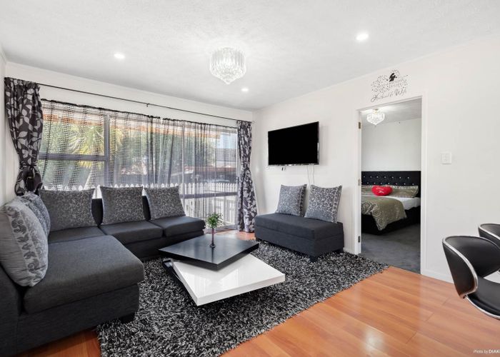  at 3/397 Blockhouse Bay Road, Blockhouse Bay, Auckland