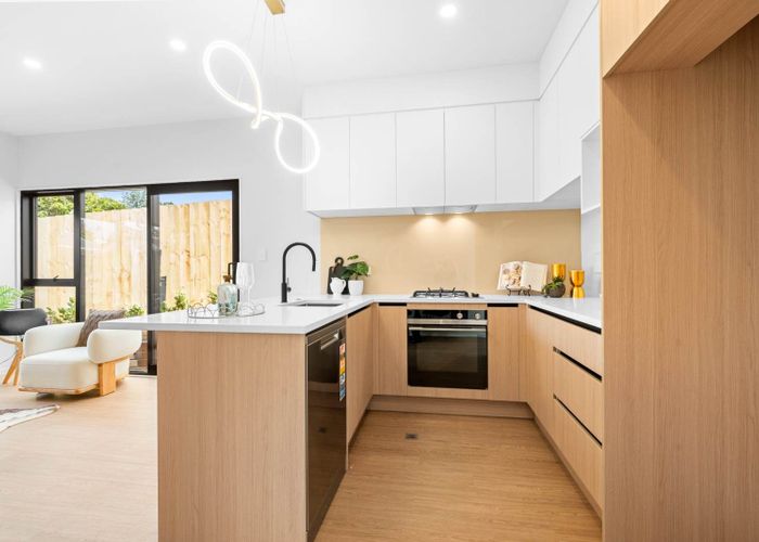  at 101D Gossamer Drive, Pakuranga Heights, Manukau City, Auckland