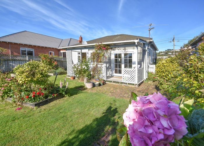  at 5 Nile Street, Saint Clair, Dunedin, Otago