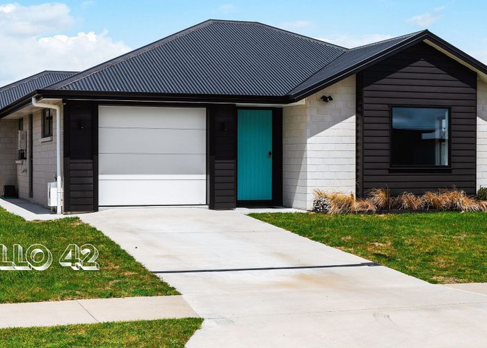  at 42 Maunganamu Drive, Wharewaka, Taupo, Waikato