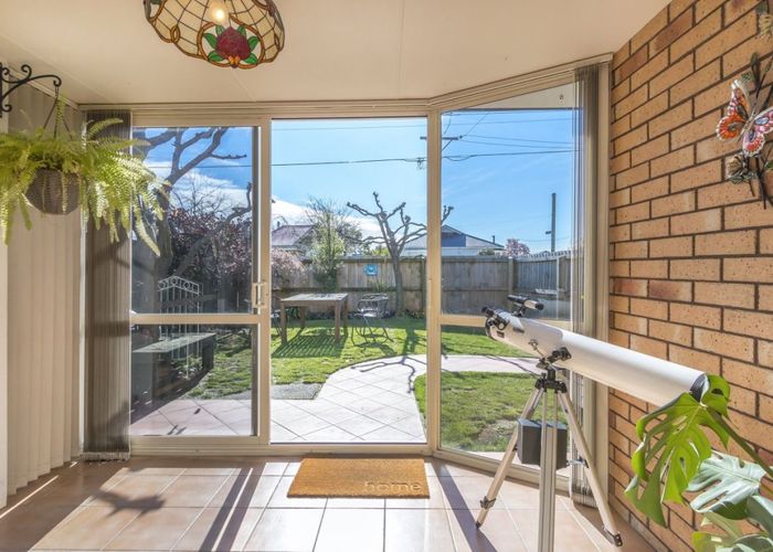  at 1/145 Simeon Street, Spreydon, Christchurch