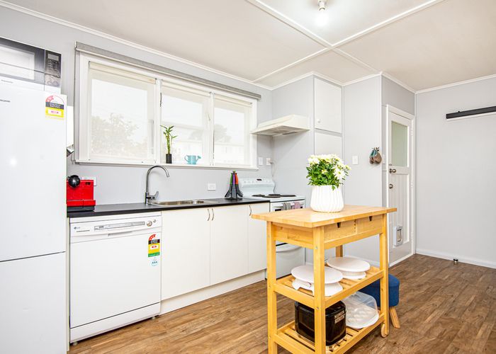  at 20 Bedford Street, Cannons Creek, Porirua