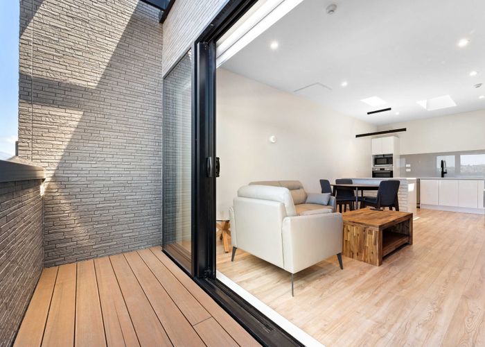  at 8/661 Dominion Road, Mount Roskill, Auckland