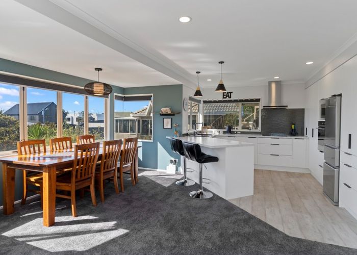 Free property data for 8 Malibu Key, Papamoa Beach, Papamoa homes.co.nz