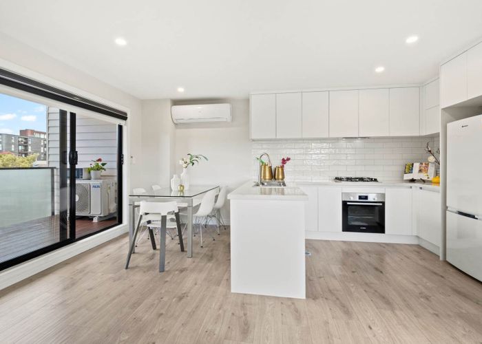  at 1/8 Knight Avenue, Mount Albert, Auckland City, Auckland