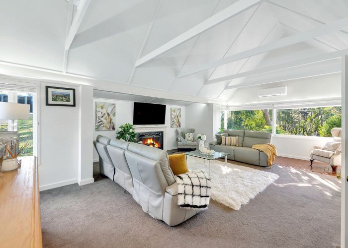  at 281 Point View Drive, East Tamaki Heights, Manukau City, Auckland