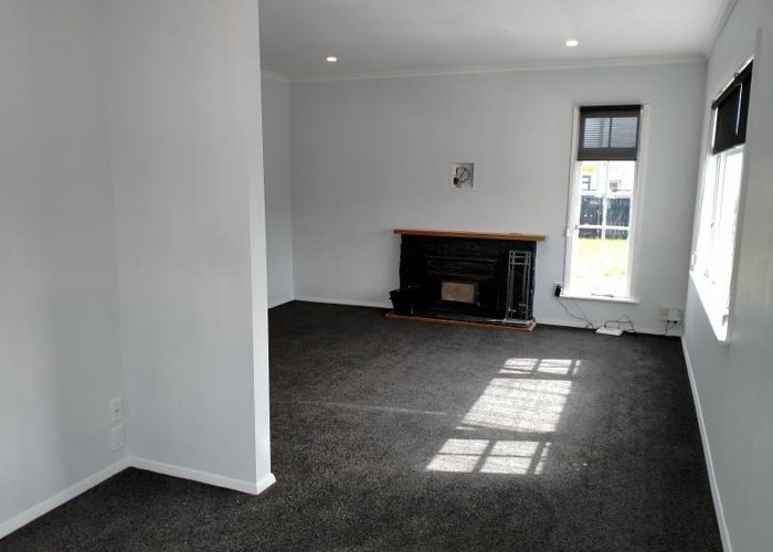  at 1006 Tremaine Avenue, Roslyn, Palmerston North, Manawatu / Whanganui