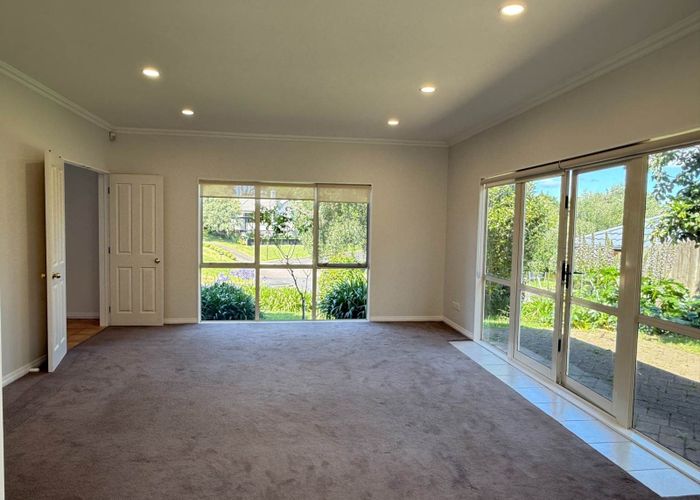  at 2 Opal Close, Albany, North Shore City, Auckland