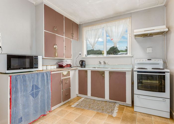 at 25 Loongana Street, Waitangirua, Porirua, Wellington