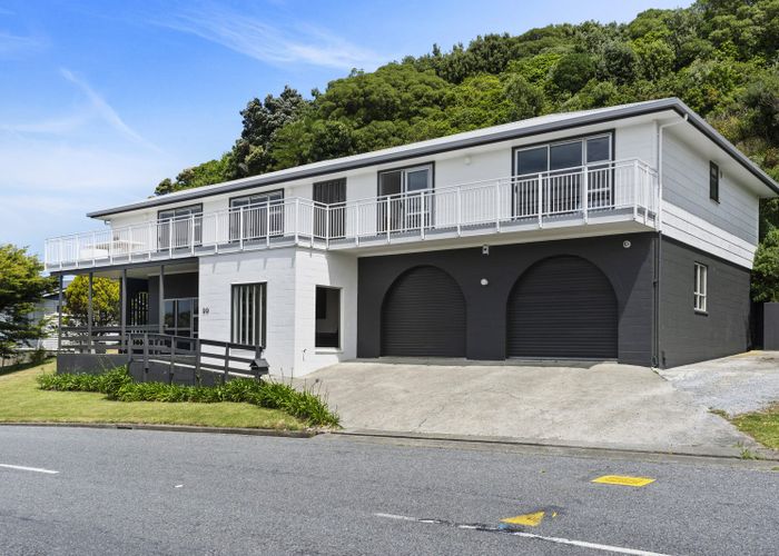  at 99 Akaroa Drive, Maupuia, Wellington, Wellington