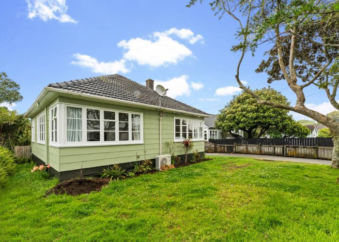  at 20 Court Crescent, Panmure, Auckland City, Auckland