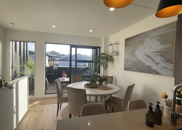  at 7 Longshore Drive, Long Bay, North Shore City, Auckland
