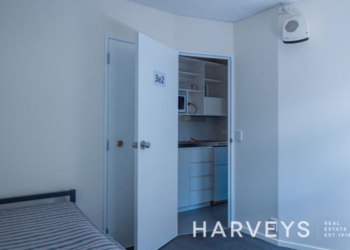  at 3E/30 Symonds Street, Grafton, Auckland