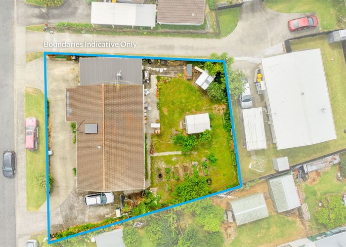  at 1 Silverstone Place, Henderson, Auckland