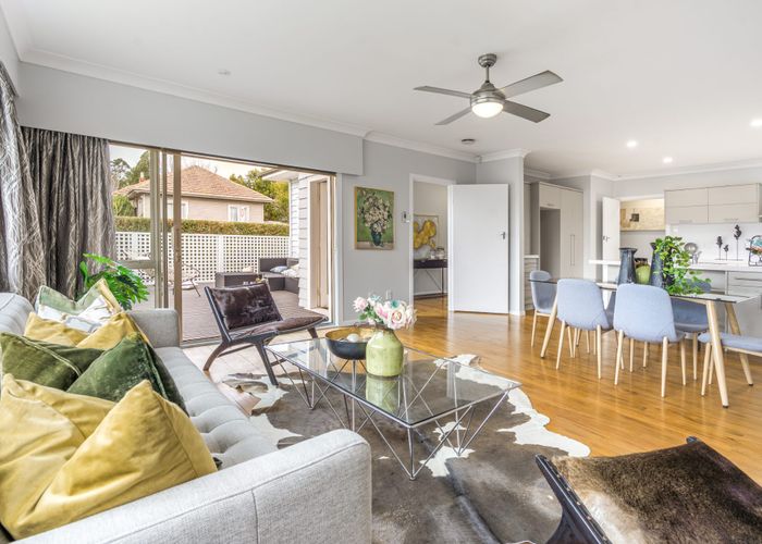  at 1/206 Onewa Road, Birkenhead, North Shore City, Auckland