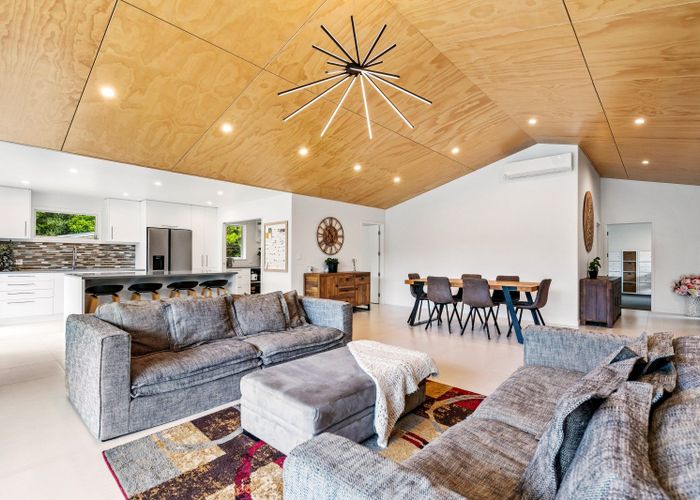  at 587D Crane Road, Kamo