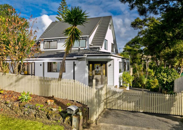  at 1 Sunnyview Road, Greenhithe, Auckland