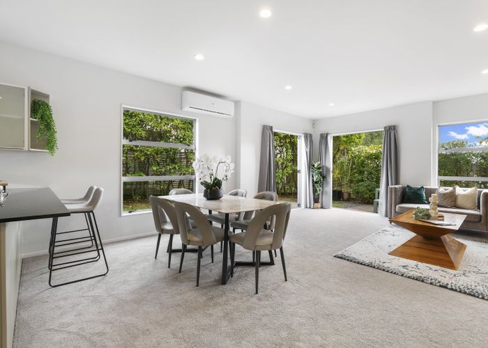  at 5/40 Scarlet Oak Drive, Schnapper Rock, Auckland