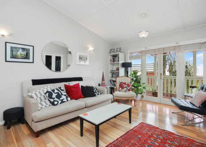  at 4/32 Benbow Street, St Heliers, Auckland