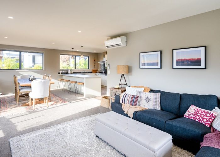  at 9 Kapuka Lane, Wanaka