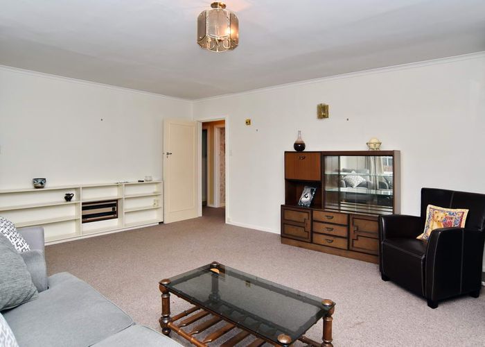  at 1/11 Clouston Street, Saint Martins, Christchurch