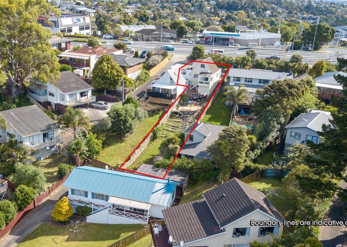  at 1/597 Glenfield Road, Totara Vale, Auckland