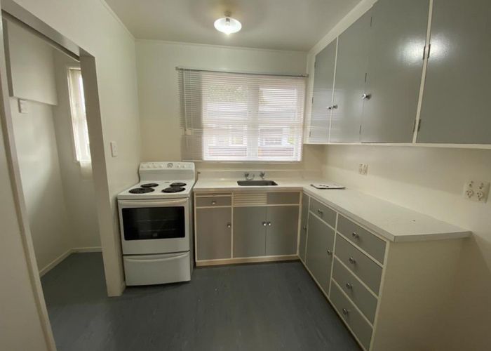  at 2/44 Pitama Road, Awapuni, Palmerston North, Manawatu / Whanganui