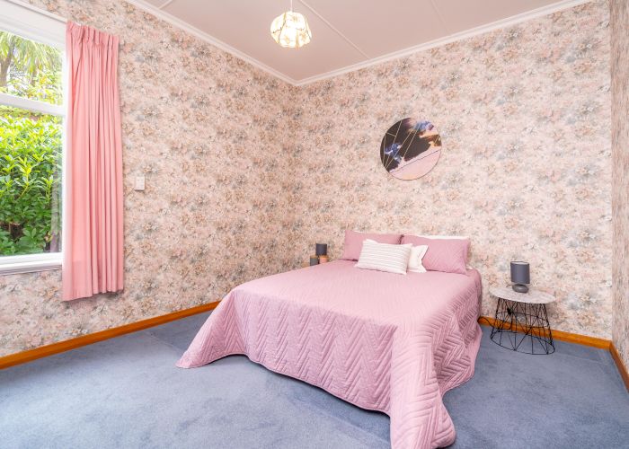  at 14 Shandon Street, Roseneath, Dunedin