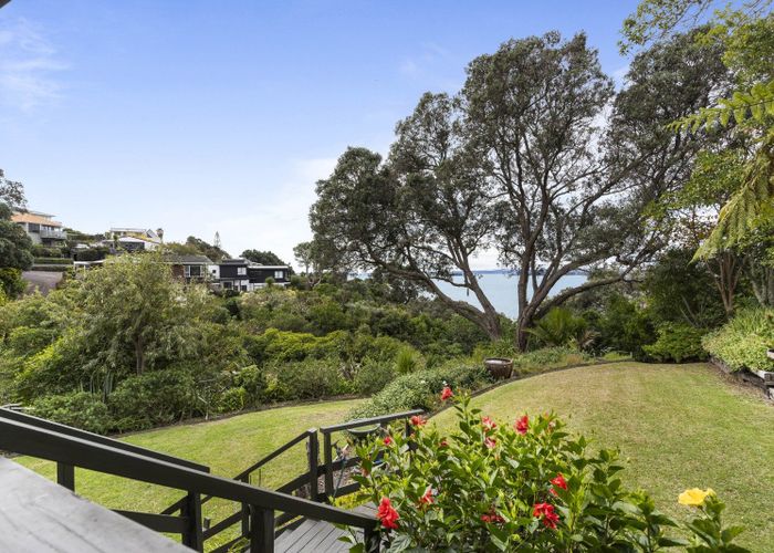  at 14 Tui Vale Road, Shelly Park, Auckland