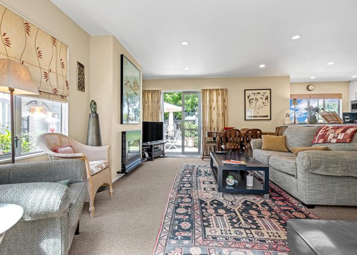  at 23 Ascot Avenue, Narrow Neck, Auckland