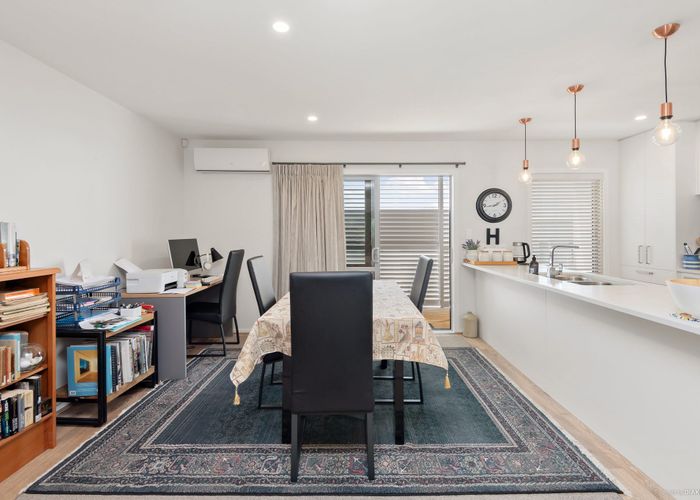  at 4/19 Ruakiwi Road, Hamilton Lake, Hamilton