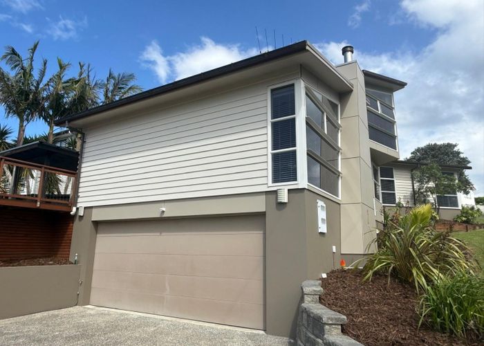  at 112 Kittiwake Drive, Schnapper Rock, Auckland