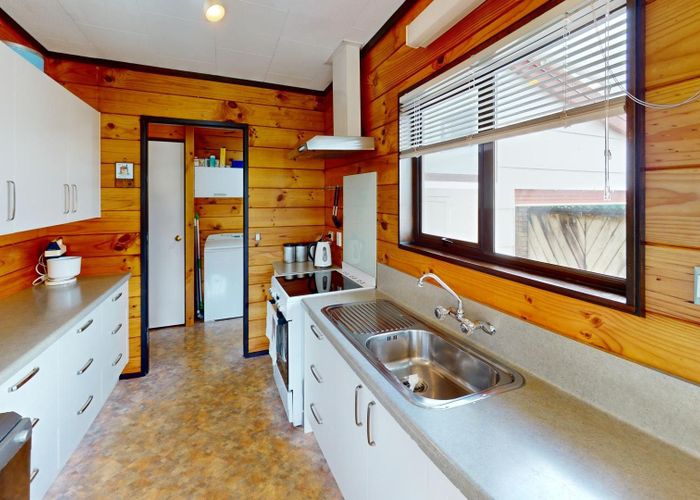  at 30 Exeter Crescent, Springvale, Whanganui