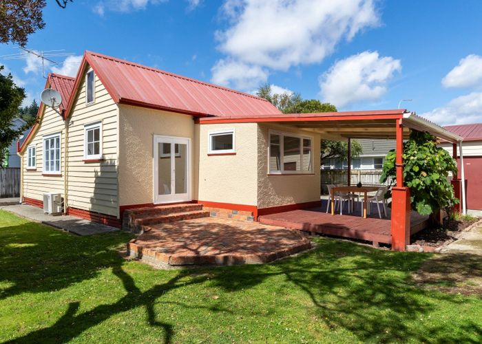  at 5 Mangaroa Hill Road, Clouston Park, Upper Hutt, Wellington