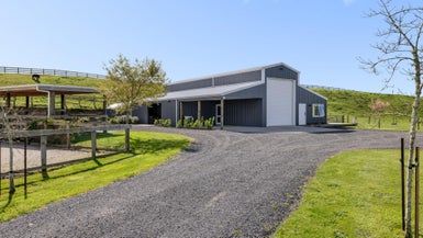  at 16 Betty May Drive, Pyes Pa, Tauranga