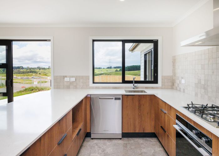  at 4 Corfu Crescent, Fitzherbert, Palmerston North, Manawatu / Whanganui