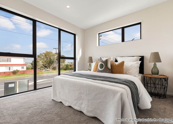  at 2/147B Carlisle Road, Northcross, North Shore City, Auckland