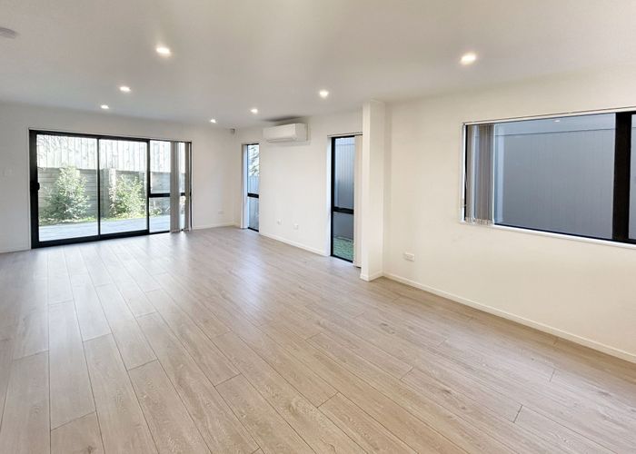  at 12D Kelwyn Road, Kelston, Auckland