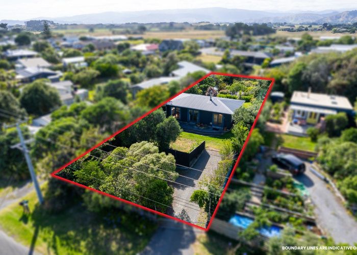  at 50 Dixie Street, Te Horo Beach