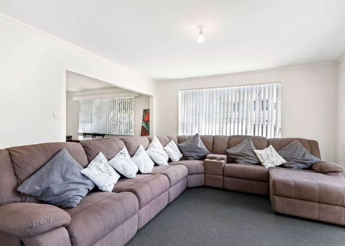  at 2 Albertson Place, Manurewa, Manukau City, Auckland