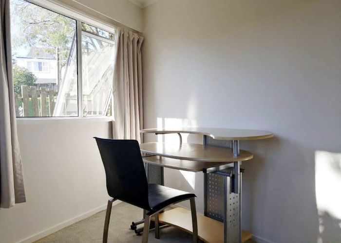  at 30 Houston Place, Bayview, North Shore City, Auckland