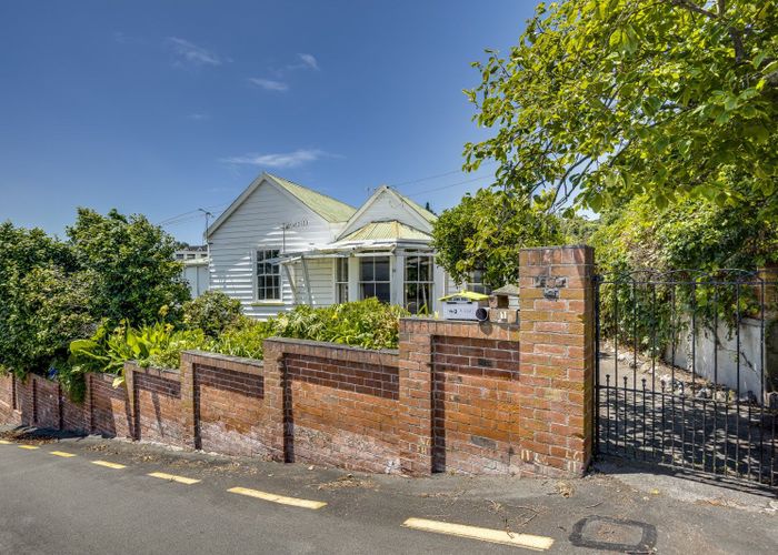 For sale 13 Milton Terrace, Hospital Hill, Napier, Hawke's Bay