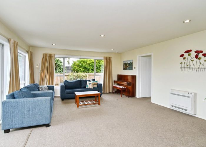  at 4 Mcfaddens Road, St Albans, Christchurch