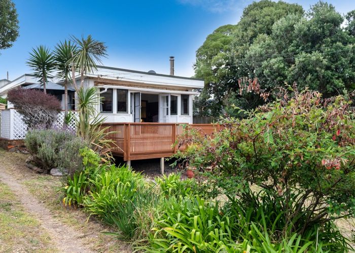 at 36 Dixie Street, Te Horo Beach
