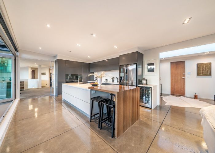  at 32 Roys Road, Plimmerton, Porirua, Wellington