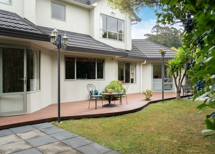  at 6 Gresford Place, Churton Park, Wellington
